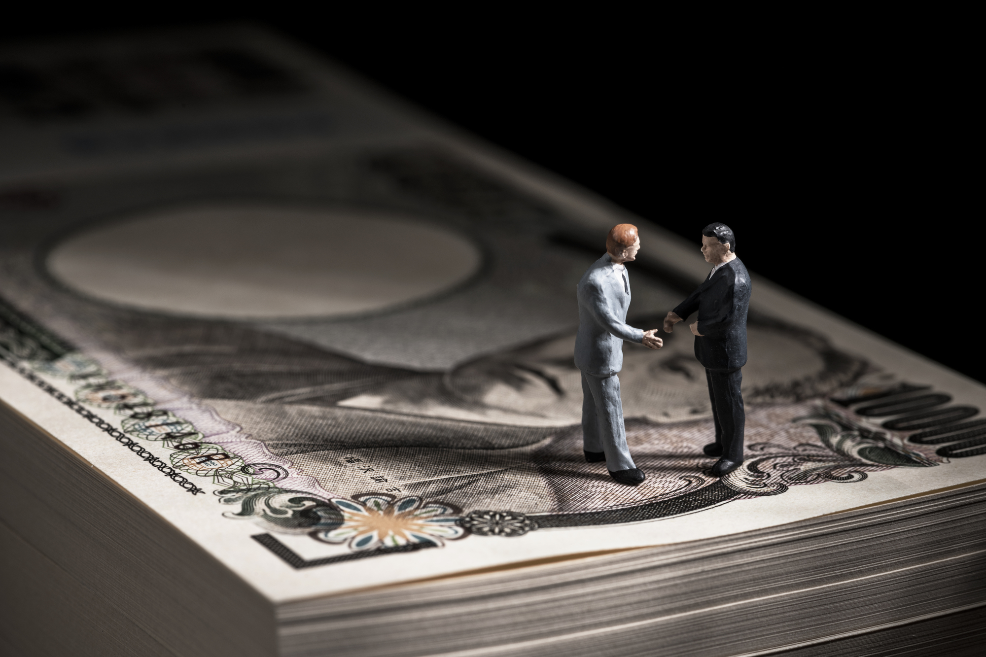 闇金とは？手口や被害の実態、対処法まとめ