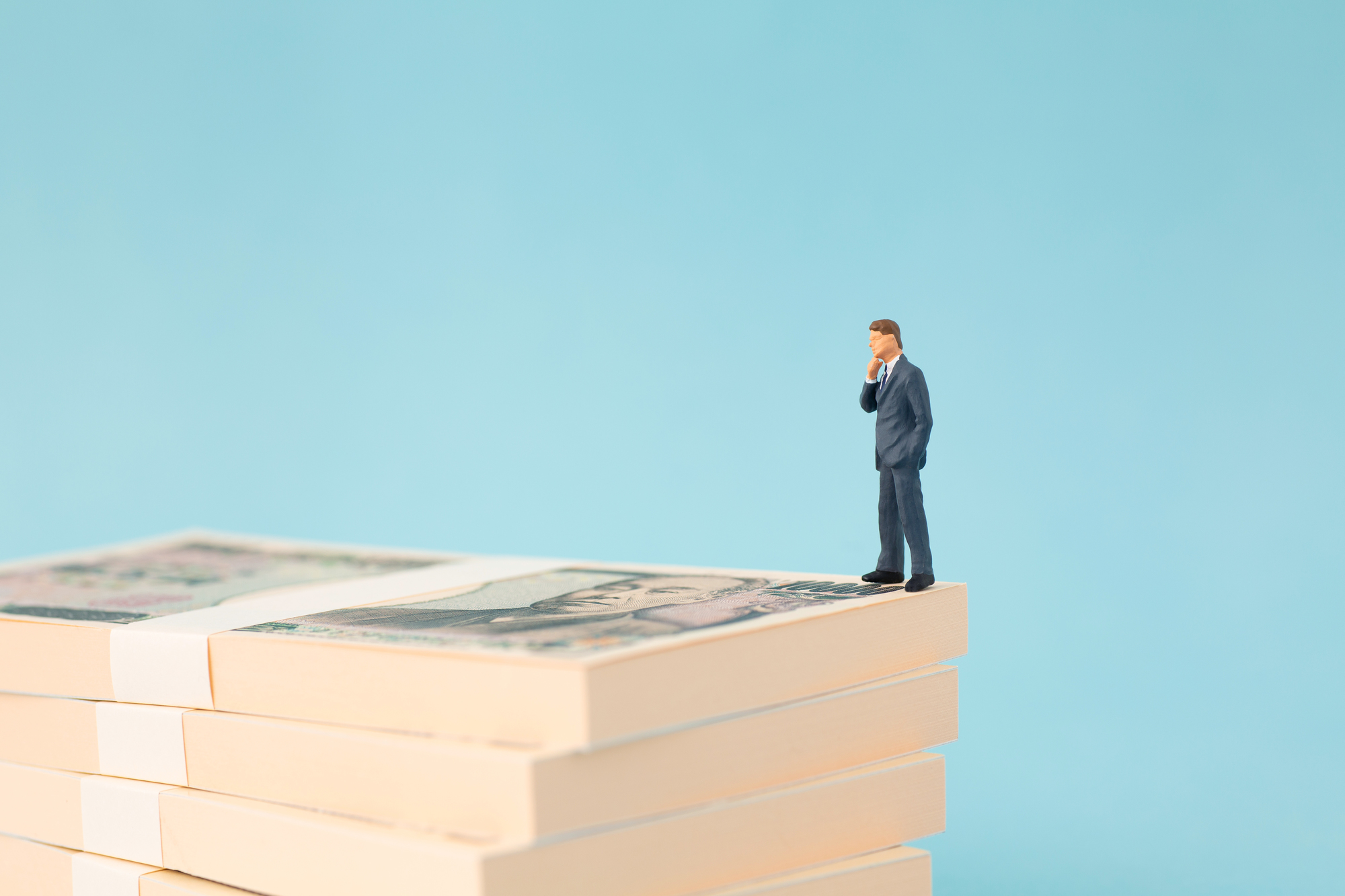 無担保借入（無担保ローン）とは？有担保借入との違いなどをわかりやすく解説