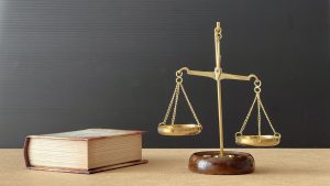 特定調停とは？任意整理との違いやメリット・デメリットを解説